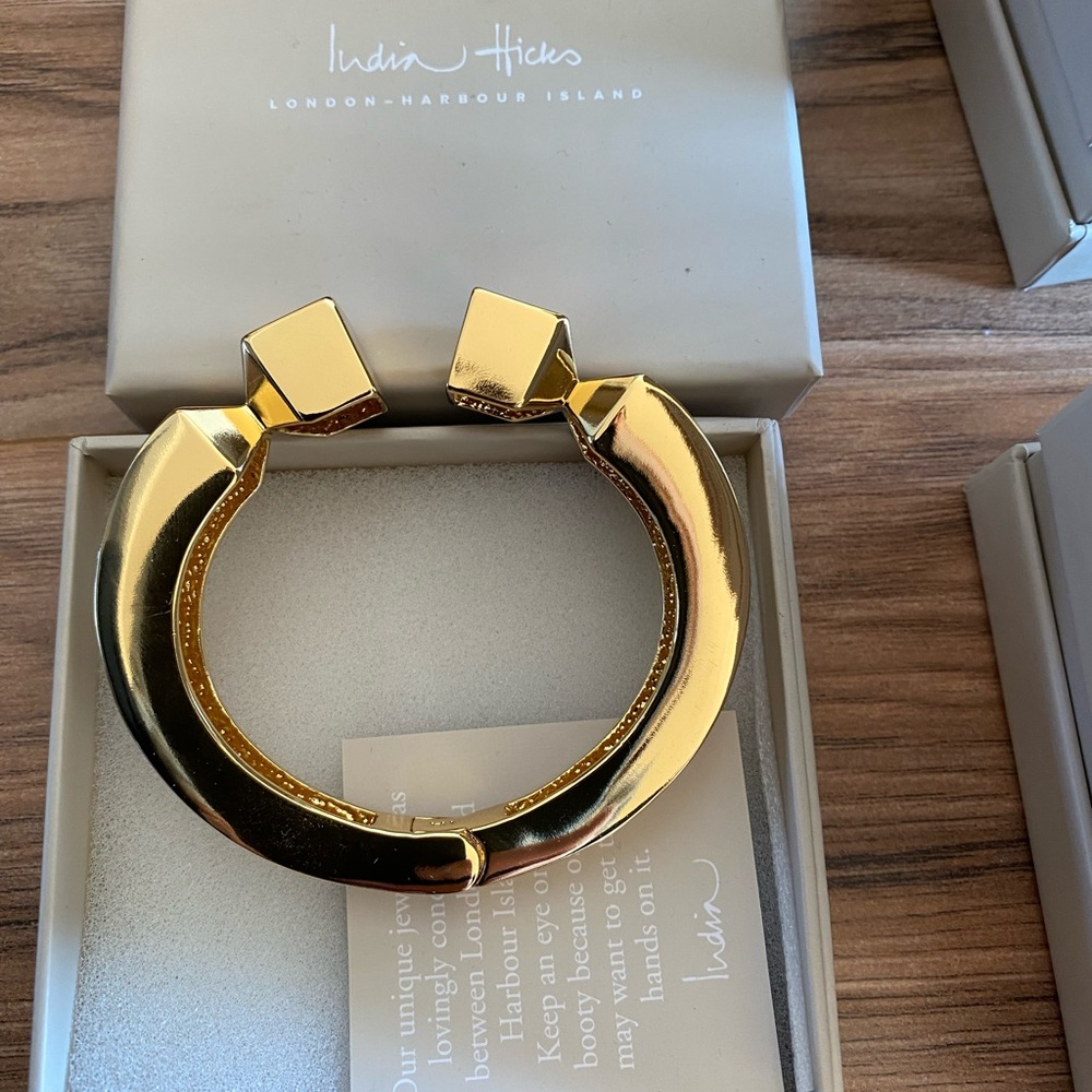 Brand new India Hicks bracelet